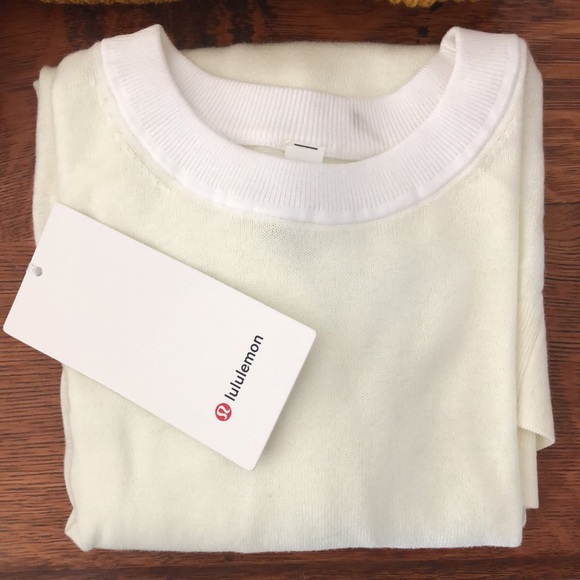 Silk Lululemon Crewneck Ivory - Picture 3 of 8